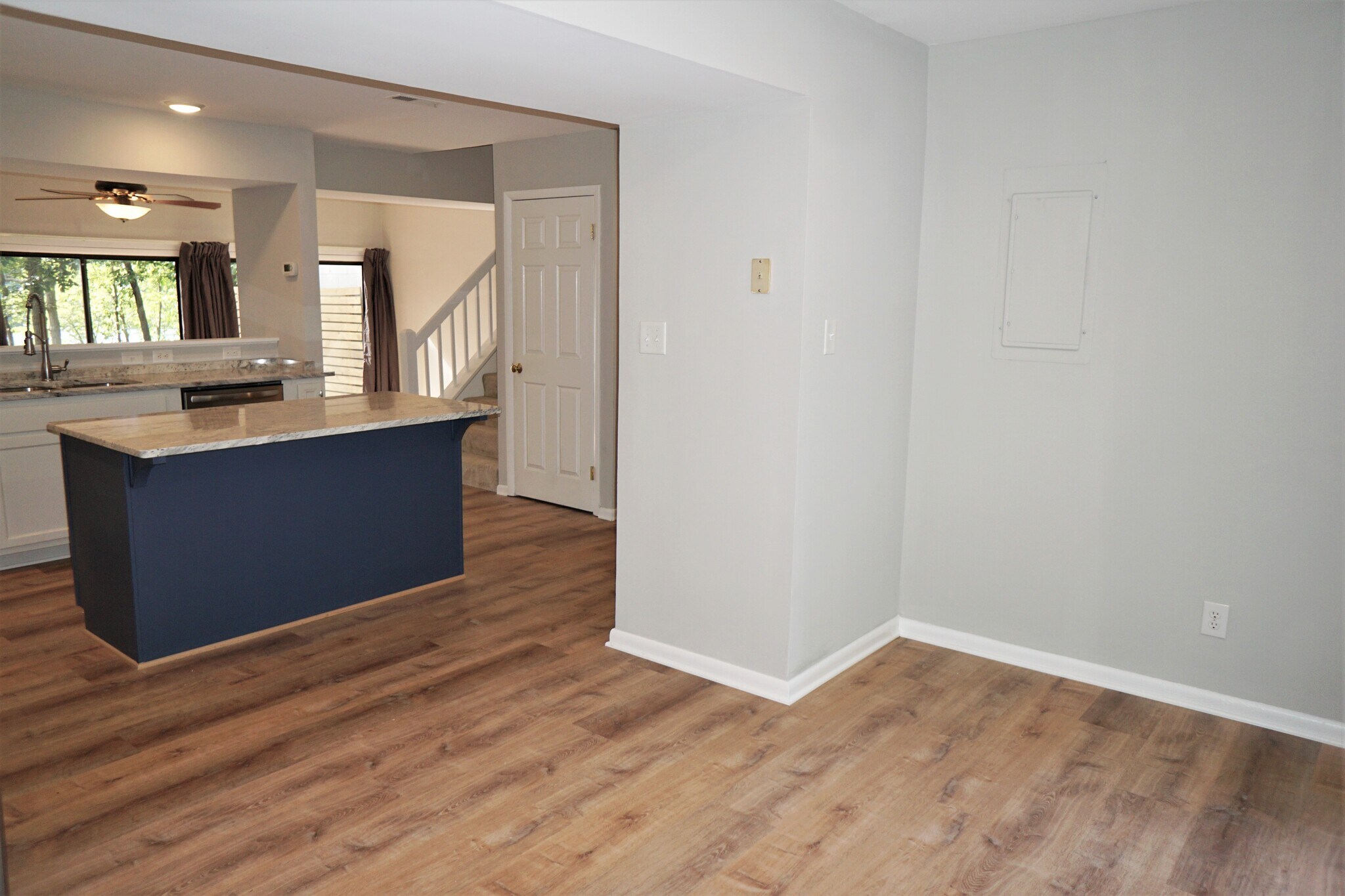 Building Photo - 4912 Long Shadow Terrace
