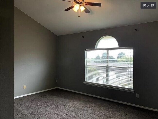 Building Photo - 4504 Loma Linda Cir
