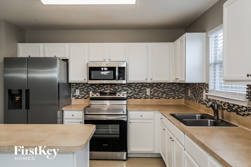 Building Photo - 1240 Loquat Ct