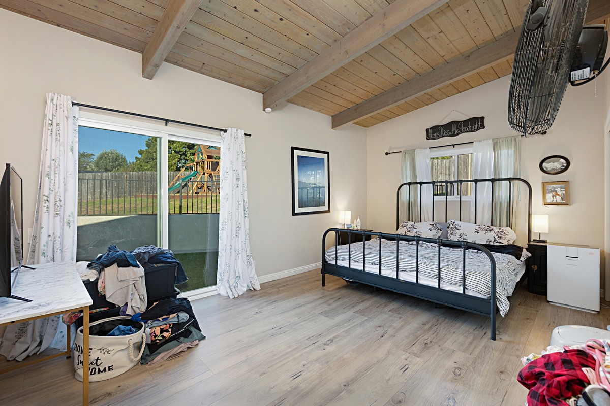 Building Photo - 1720 Via Entrada