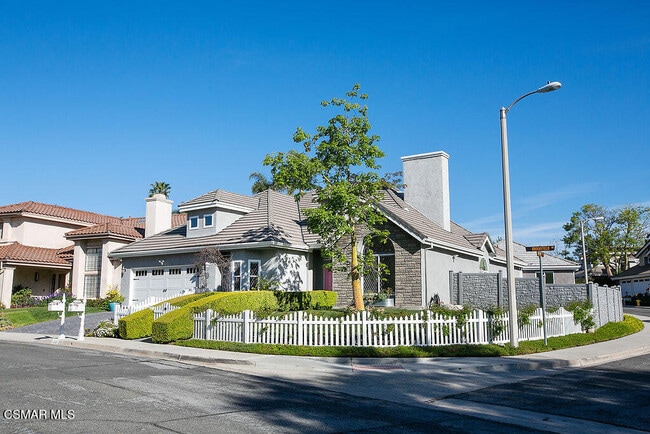 Building Photo - 2181 Brookfield Dr