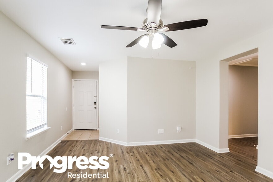 Building Photo - 22831 Twisting Pine Dr