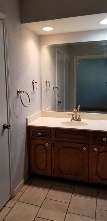 Building Photo - 317 S Denton Ave