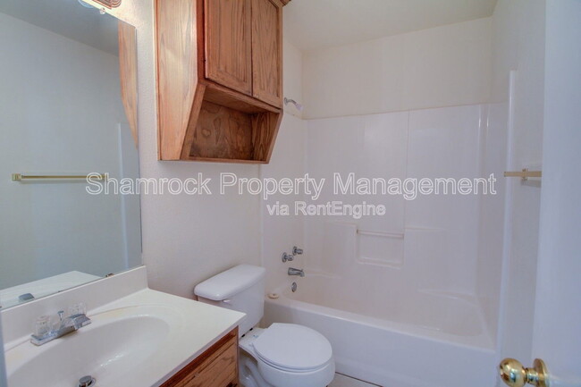 Building Photo - 10120 Cordoba Ct