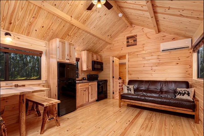 Building Photo - Furnished Artisan Small Log Cabin for Rent in Mountain Community