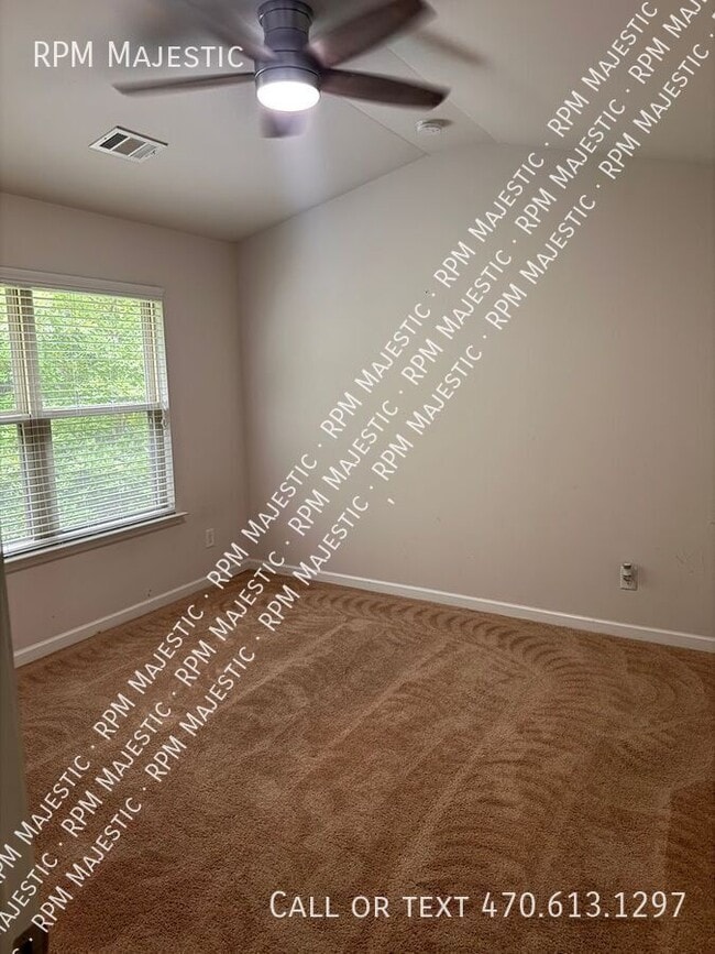 Building Photo - 2880 Cooper Brook Dr