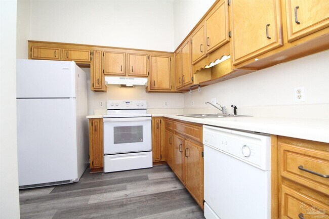 Building Photo - 8126 Crystal Wells Pl