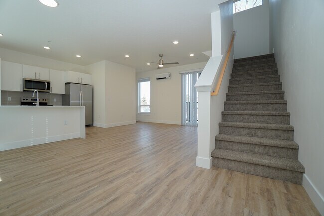 Building Photo - 4622 N Iota Ln