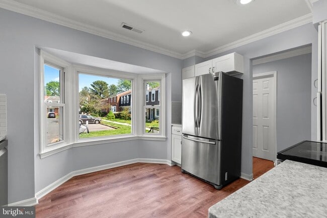 Building Photo - 9130 Bobwhite Cir