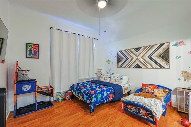 Building Photo - 39 Santa Alejandra