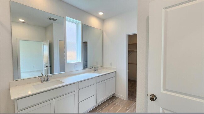 Building Photo - 28815 Texas Sparrow Ln