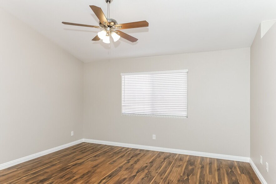 Building Photo - 828 Dulce Fountain Way