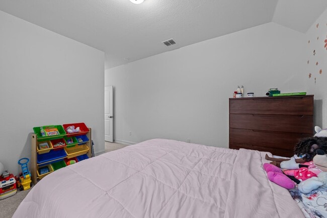 Building Photo - 1117 David Dr