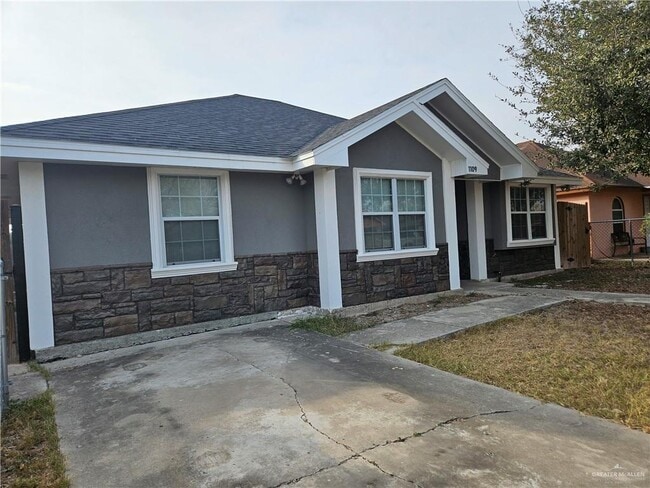 Building Photo - 23 Del Monte Dr