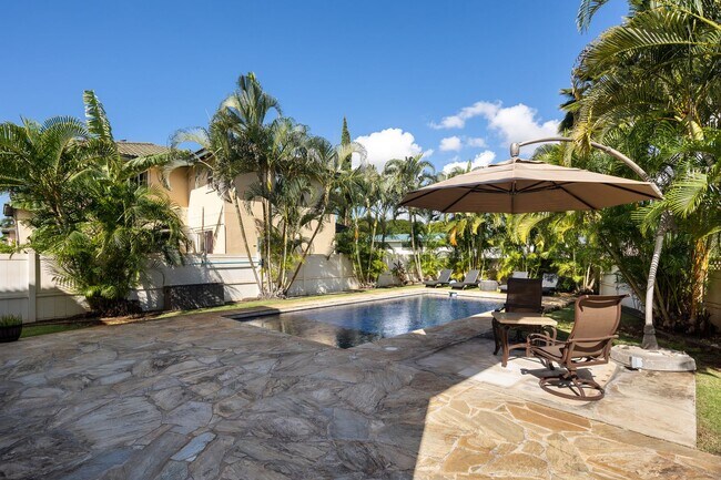 Building Photo - 4 Bed 2.5 Bath in Kapolei Iwalani