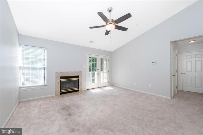 Building Photo - 6330 Bayberry Ct