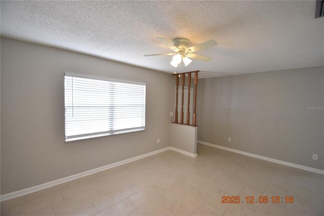 Building Photo - 705 2nd Ave NW