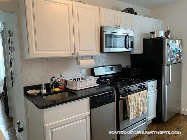 Building Photo - 30 L St