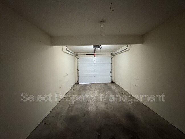 Building Photo - 5412 Evard Rd