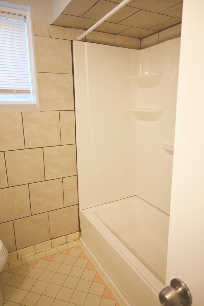 Floorplan - Benson Crest Apartments