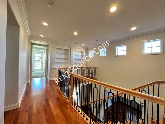 Building Photo - 26991 Timberline Terrace