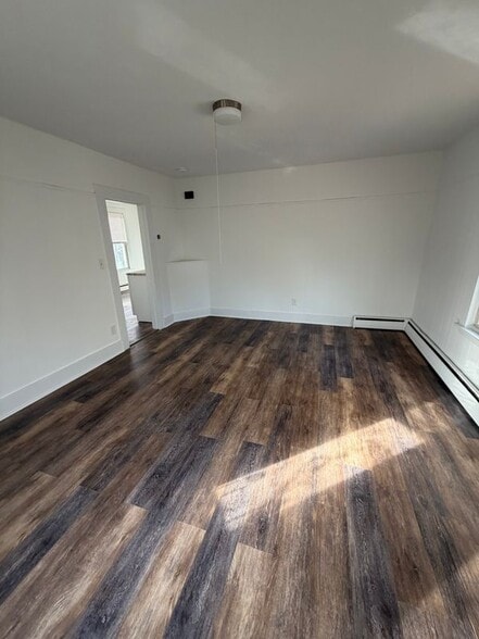 Building Photo - 45 Elliott St