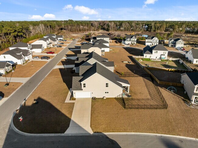 Building Photo - 301 Gander Ct