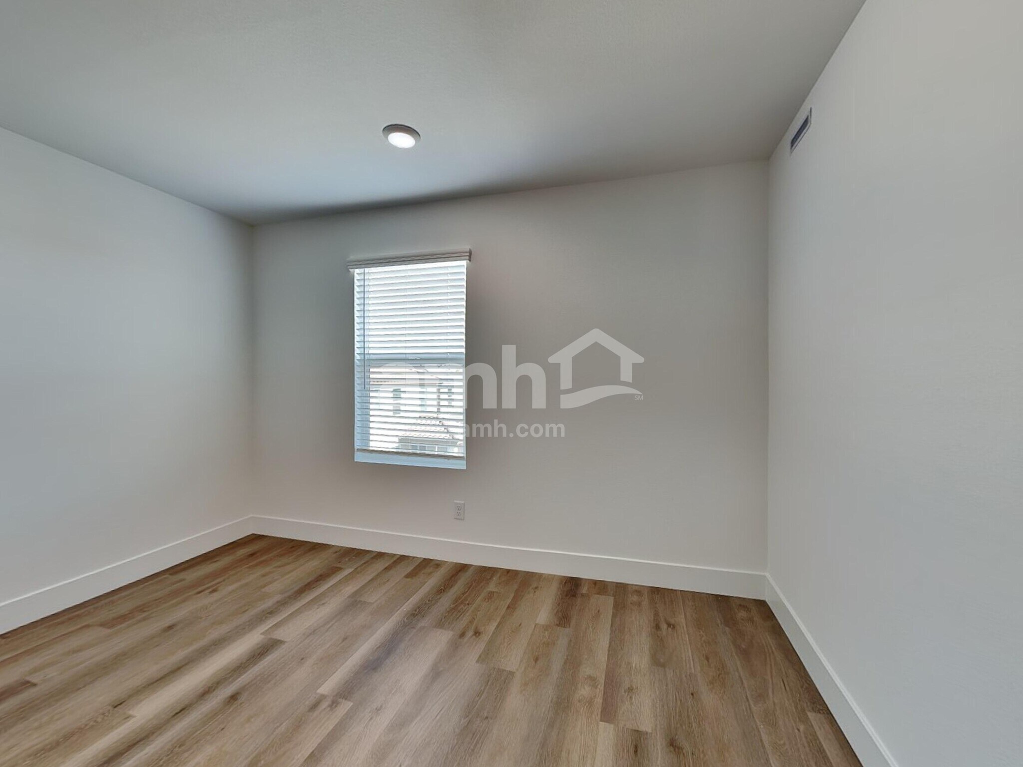 Building Photo - 9135 Fiesta Impatiens Ct