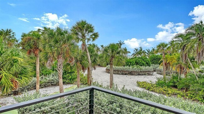Building Photo - 7665 Sanderling Rd