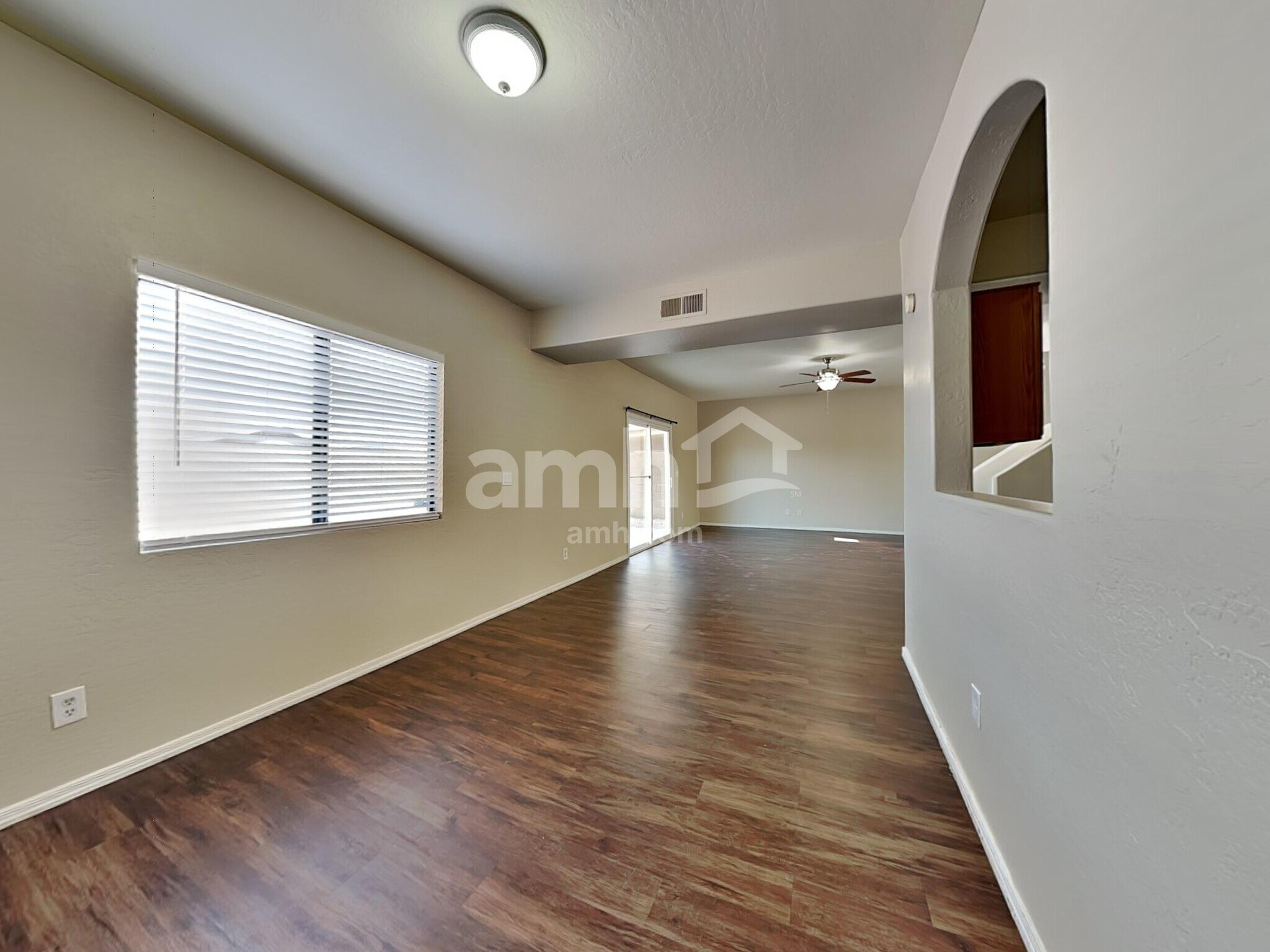 Building Photo - 6506 S 10th Dr
