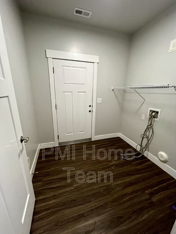 Building Photo - 14474 S Renner Ln