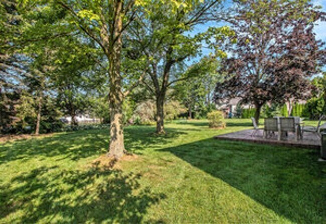Building Photo - 6609 Merrick Dr