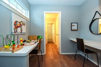 Building Photo - 11007 Shumard Oak Ct