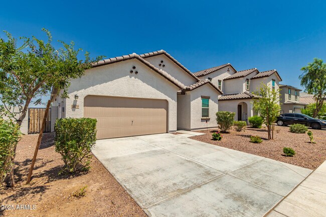 Building Photo - 5875 N 195th Dr