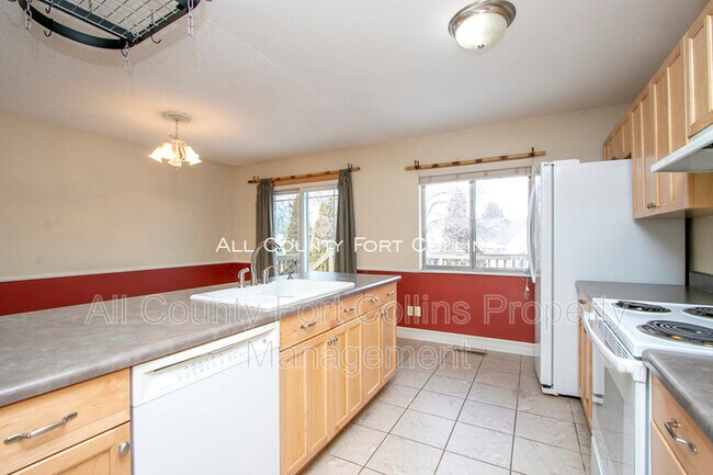 Building Photo - C406 Chukar Ct