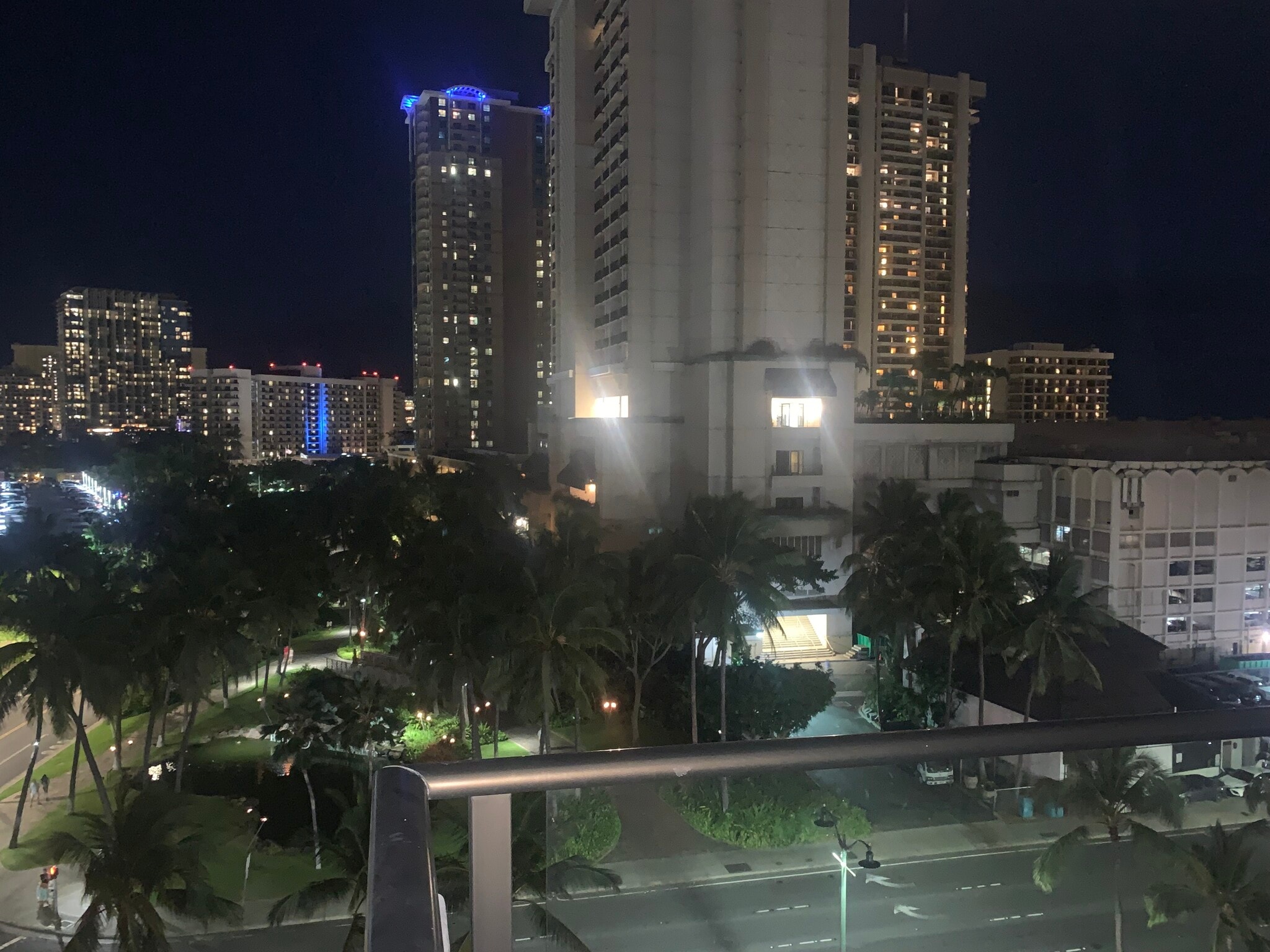 Night Views - 1860 Ala Moana Blvd