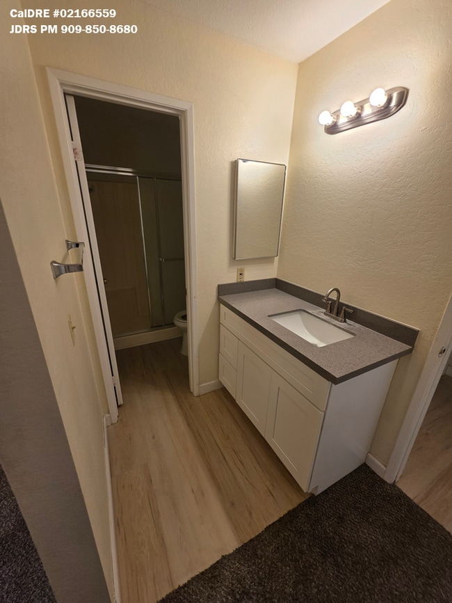 Building Photo - Rancho Cucamonga 2 Bedroom Apartment