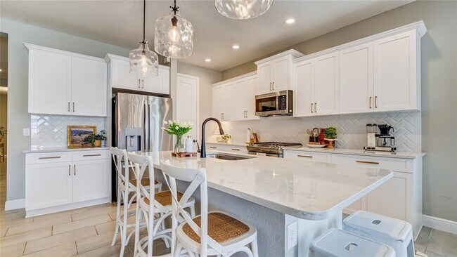 Building Photo - 3411 Woodmont Dr