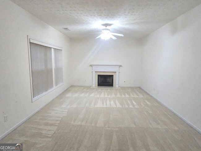 Building Photo - 3490 Southpointe Hill Dr NE