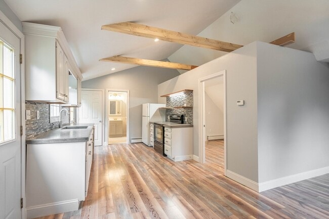 Primary Photo - 87 Brookfield Rd