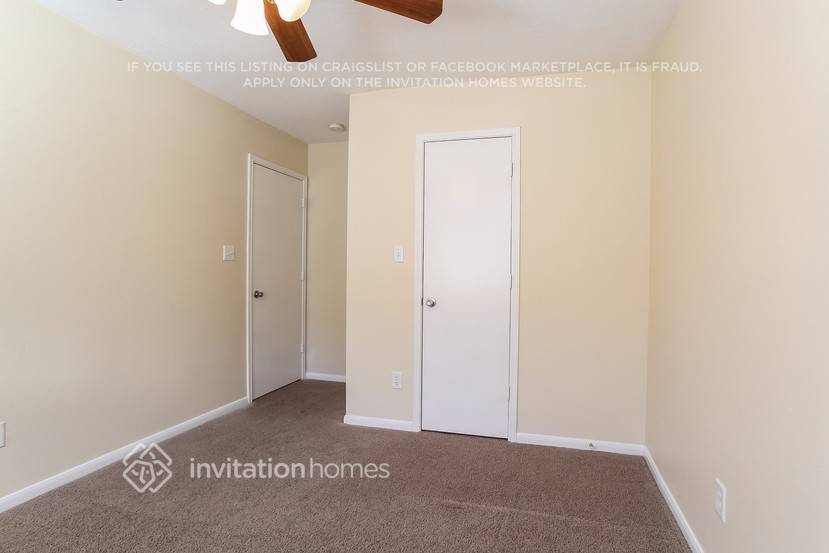 Building Photo - 10714 Estelle Cir