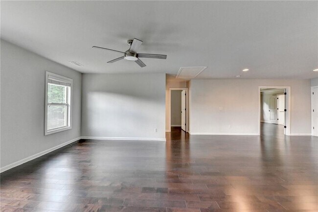 Building Photo - 9270 Colham Dr