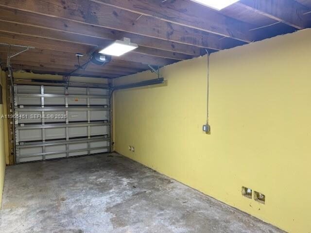 Building Photo - 11820 SW 69th Ct