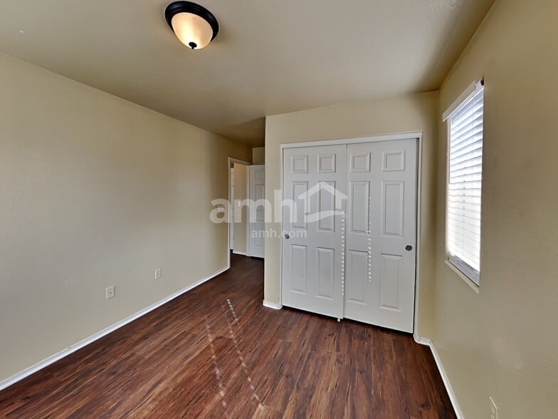 Building Photo - 9342 Aventurine Ct