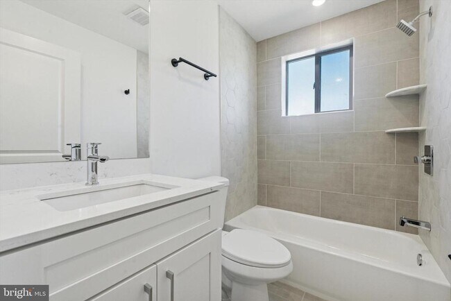 Building Photo - 2401 N 2nd St