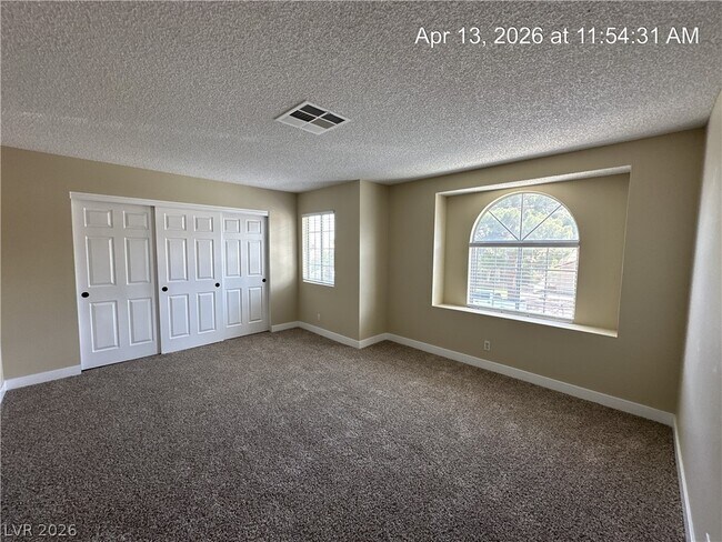 Building Photo - 115 Hanover Dr