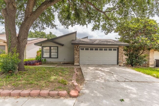 Primary Photo - 11826 Greenwood Village Dr