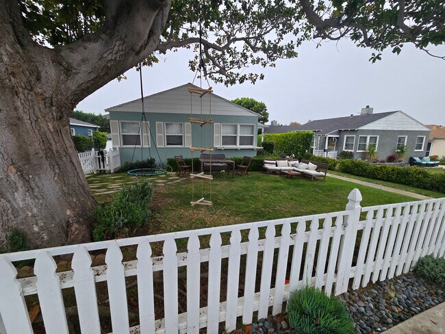 Building Photo - 619 Elvira Ave