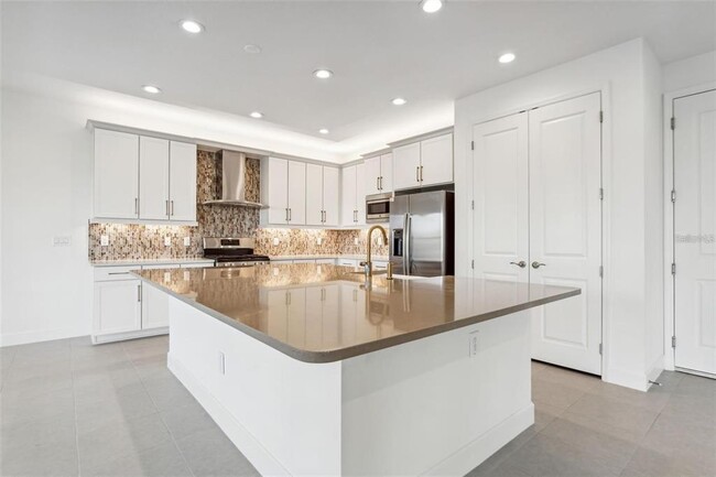 Building Photo - 3442 Great Banyan Way