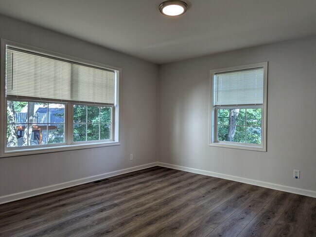 Bedroom - 612 Benjamin Ct